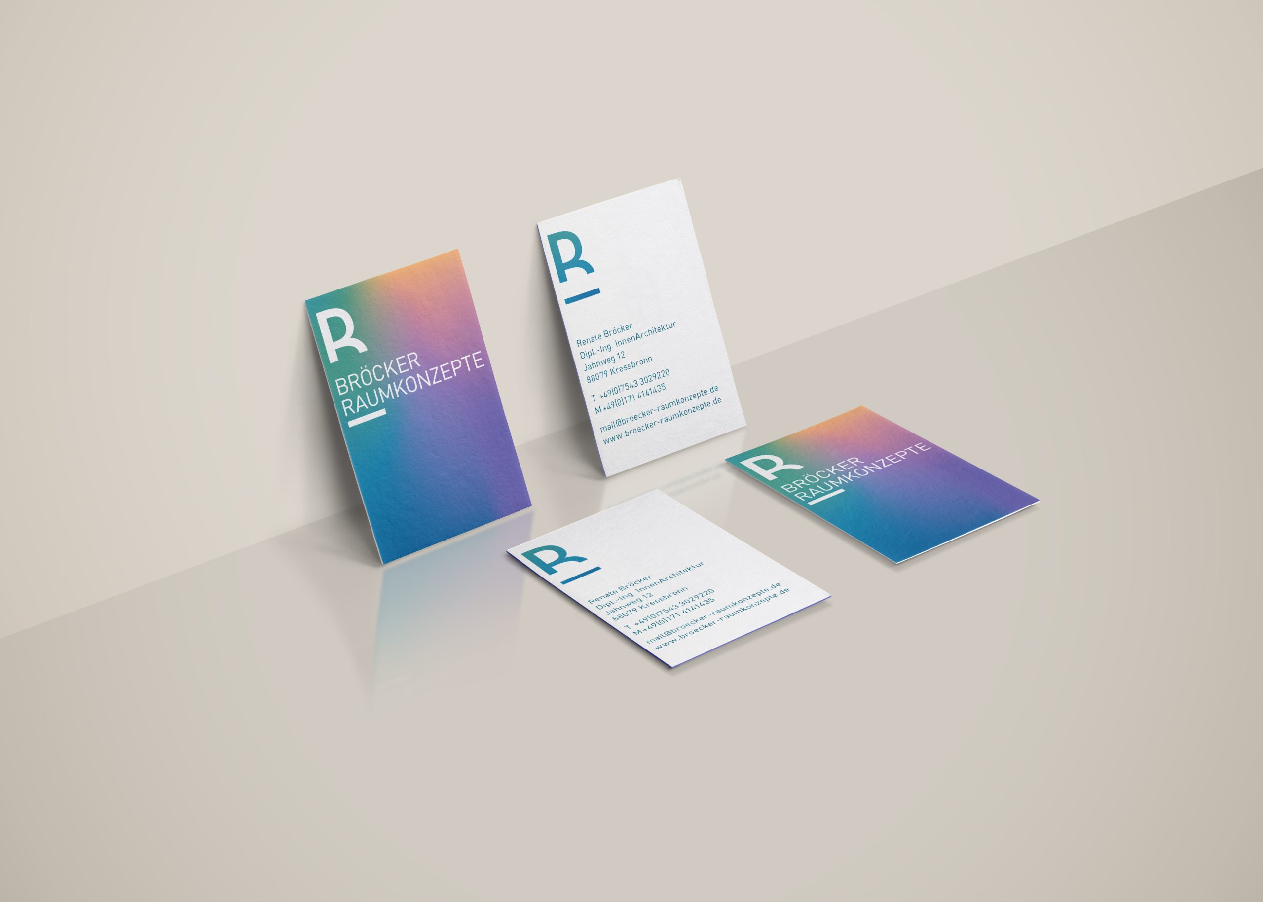 Visitenkarten mit Logo und Kontaktdaten von Bröcker Raumkonzepte