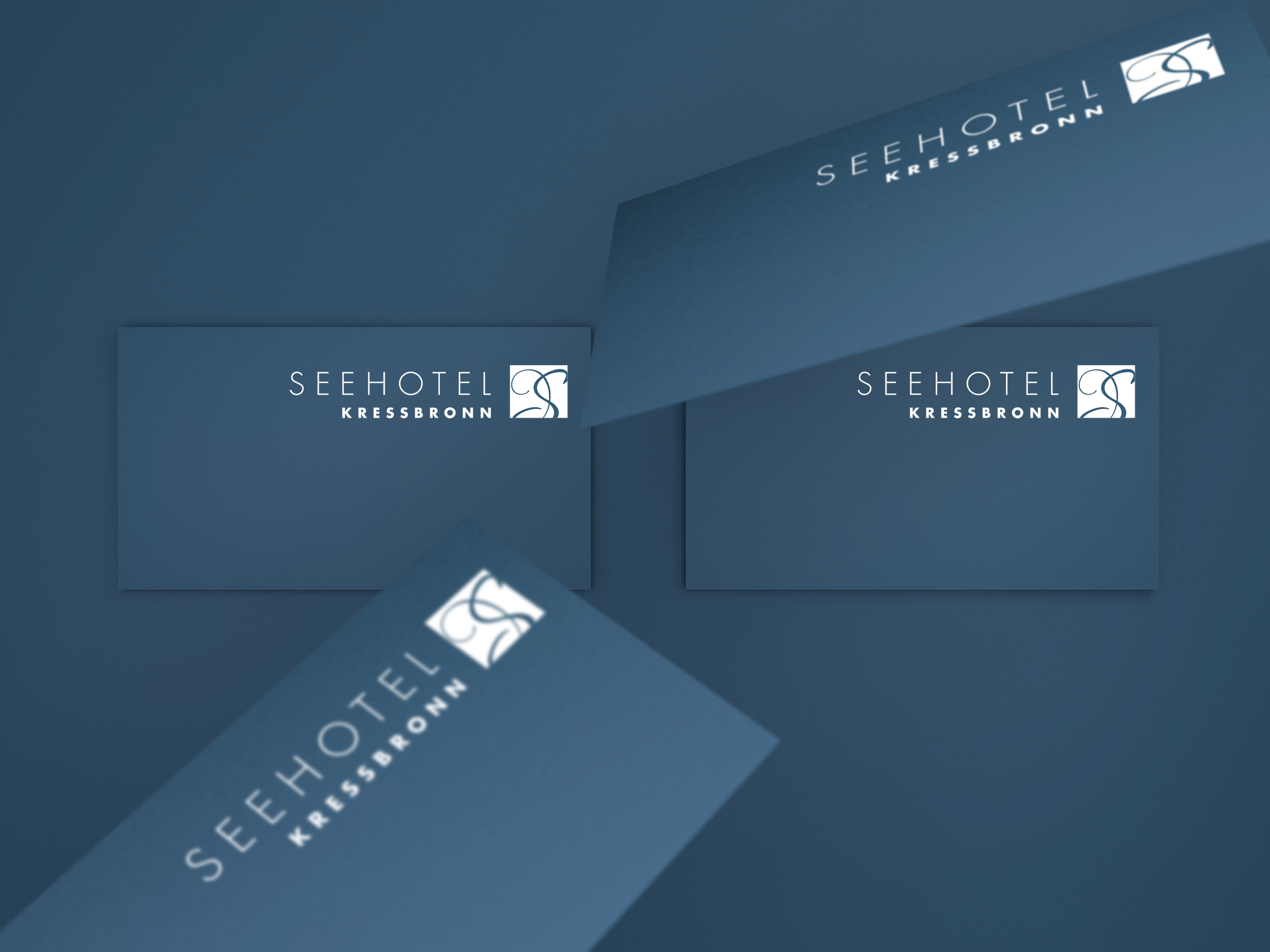Mockup der Visitenkarten des Seehotels Kressbronn mit Logo